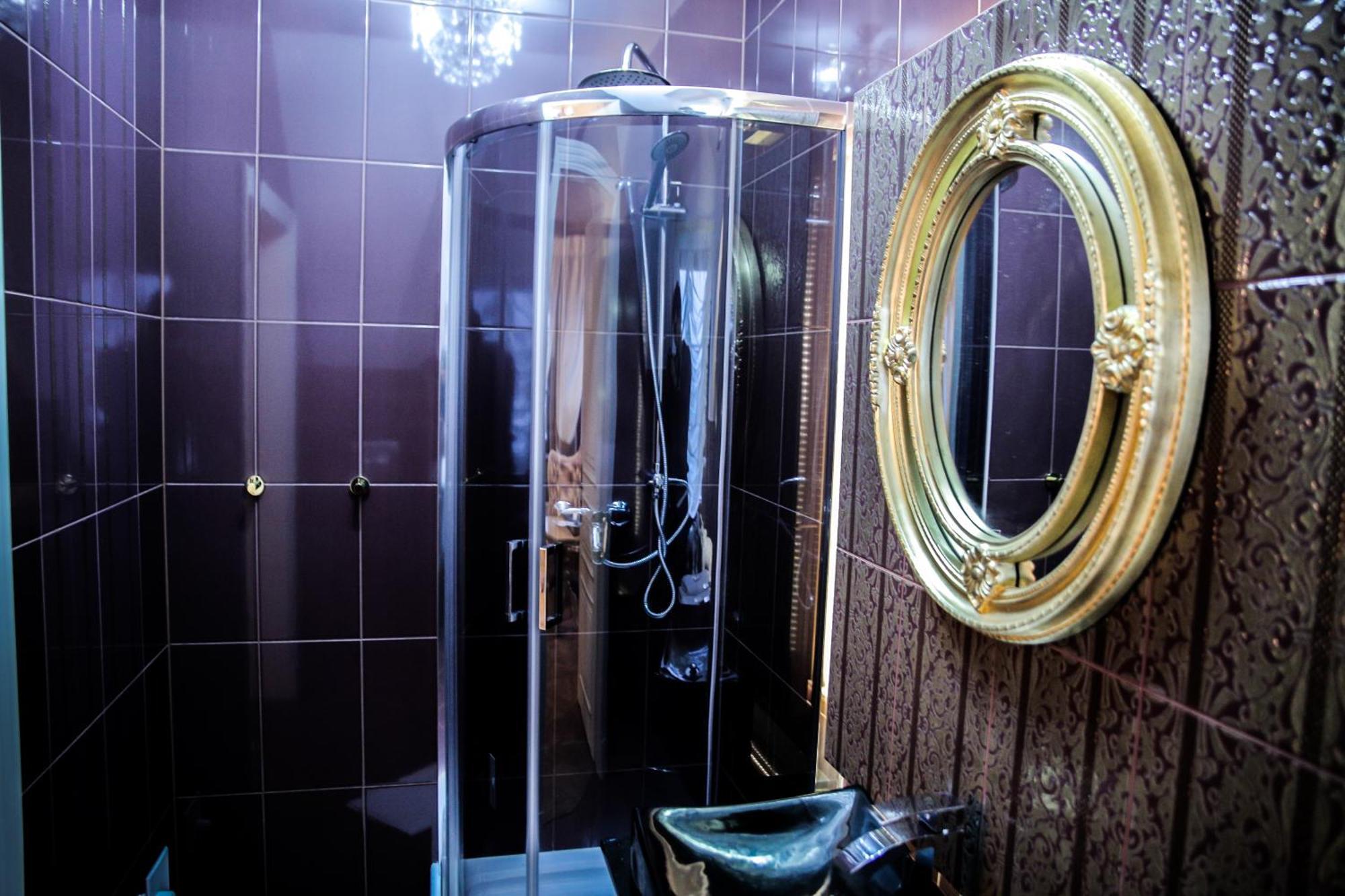 Hotel Krysztalowy Dworek à Zbychowo Extérieur photo